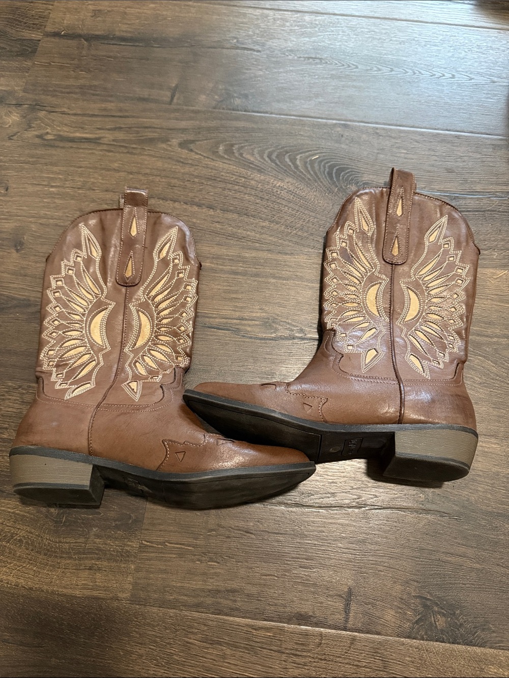 Coconuts Brown Embroidered Western Cowgirl Boots
